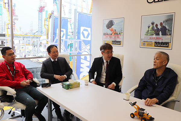 晋工亮相2019德国宝马展